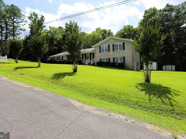 203 Peach Blossom Ln, Summerville, GA 30747