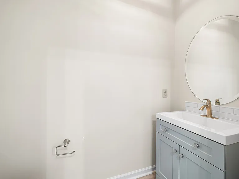 447 Fort Hill Cir — Photo 11