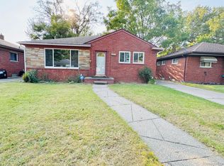 24011 Morton St, Oak Park, MI 48237