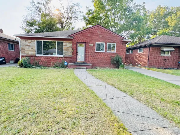 24011 Morton St, Oak Park, MI 48237
