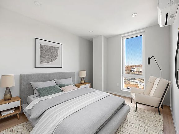 4th image of 13277 Metropolitan Ave #6C