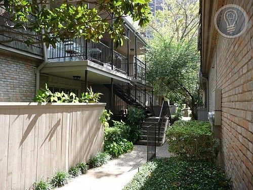 5th image of 5130 Woodway Dr