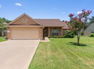 106 Stacey Ln, Georgetown, TX 78628