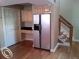 4th image of 474 E Lewiston Ave