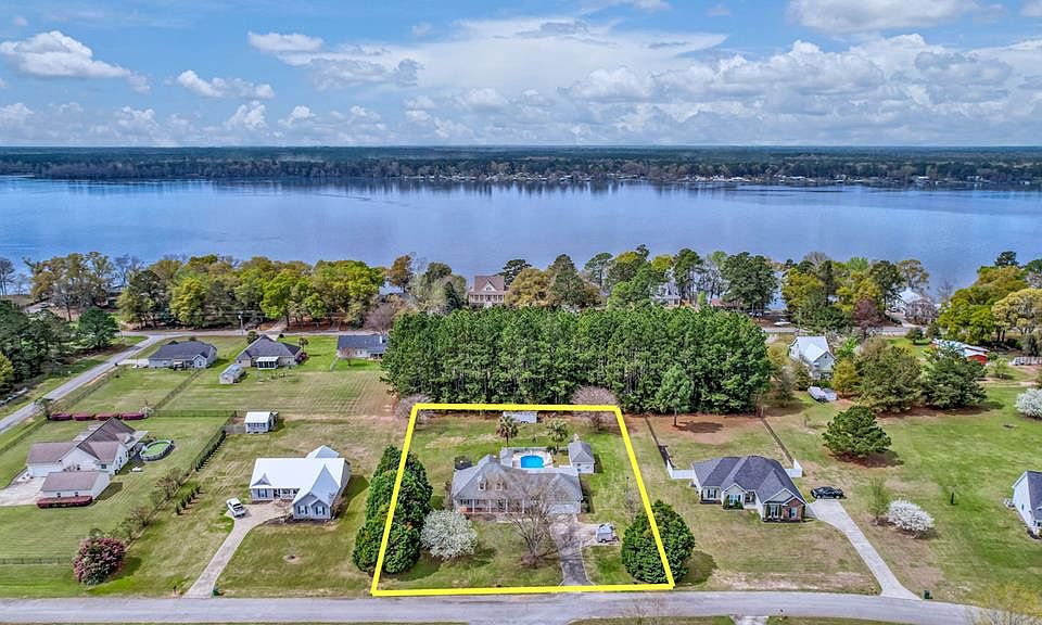 1st image of 127 Landing Rd