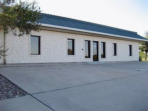 1st image of 700 Gateway Pkwy