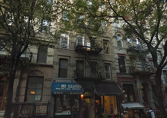 Rented by Urban Real Estate Inc | media 7