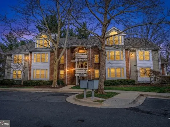 11168 Beaver Trail Ct, Reston, VA 20191