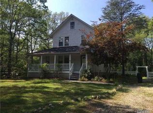 25 N Country Rd, Shoreham, NY 11786