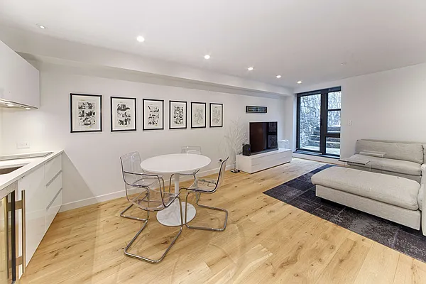 Sold by Isen & Company : Real Estate Advisors | media 12