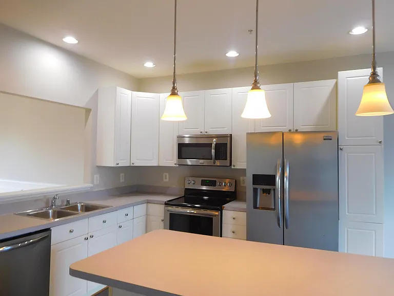1941 Fieldstone Way — Photo 11
