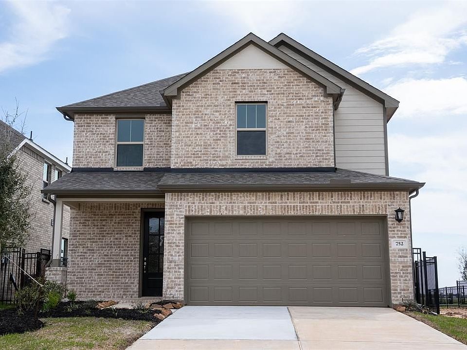 1st image of 752 Lake Lacosta Dr