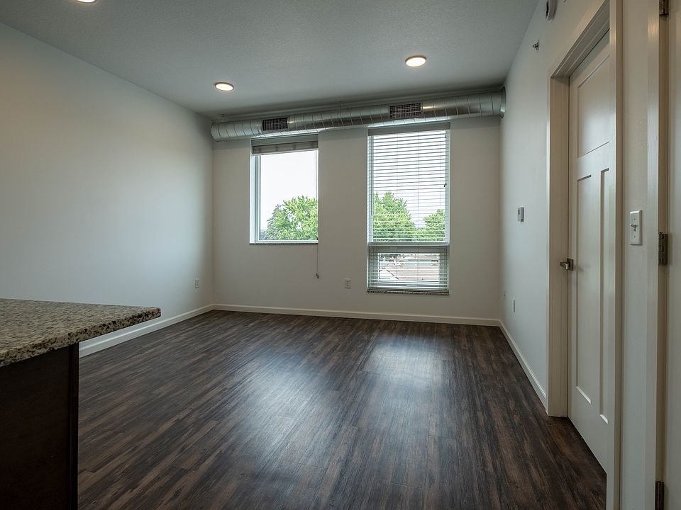 2nd image of 5405 Chicago Ave #84d264bb5