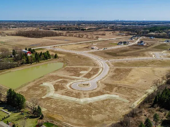 9942 N CYGNET COURT #Lt25, Mequon, WI 53097