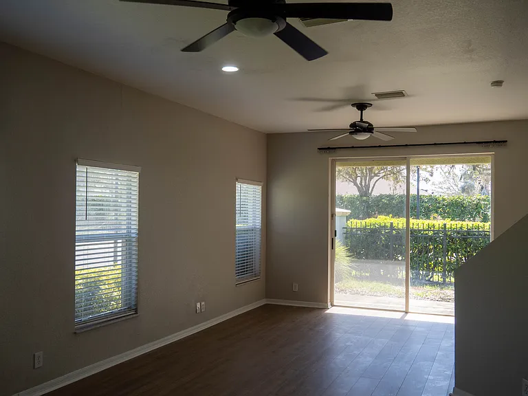 10983 Winter Crest Dr — Photo 7