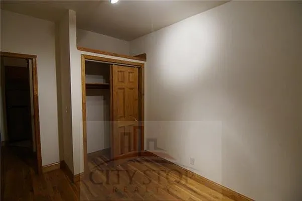 Rented by City Stop Realty | media 16
