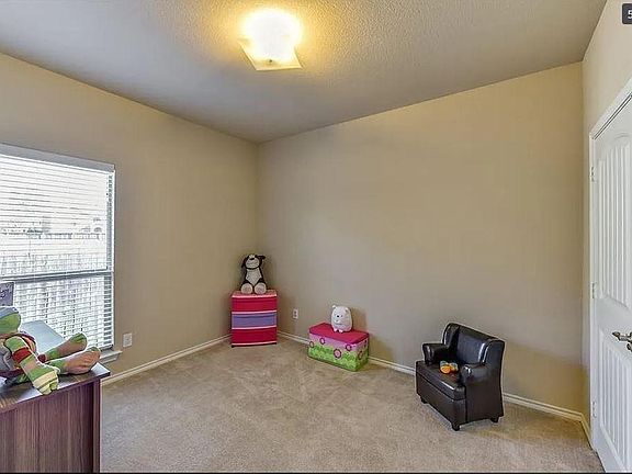 4th image of 3304 Friendsway Ct