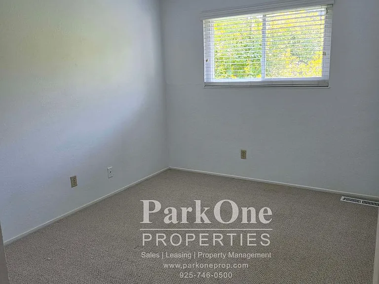 3270 Marlene Dr — Photo 15