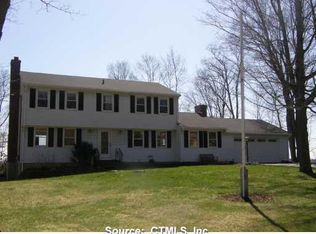 50 Lantern View Dr, North Branford, CT 06471