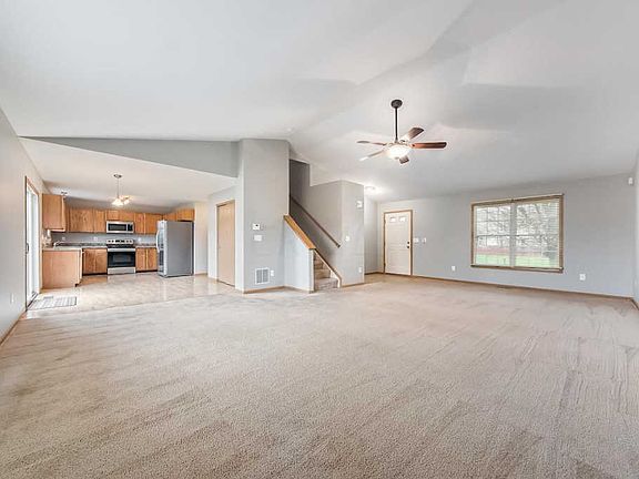 5th image of 564 Village Mill Dr