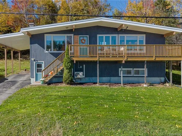 22 Maclean Rd, Grand Bay Westfield, NB E5K 3J8