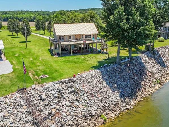 1535 Colonel James Hardin Dr, Clifton, TN 38425