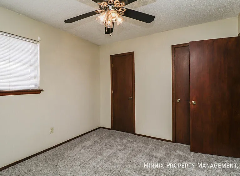 500 4th Ave #22 — Photo 21
