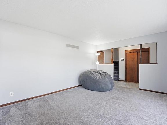 4th image of 10401 W 93rd Ter