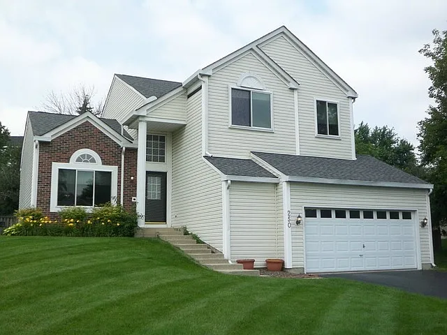 250 Aberdeen Dr photo 1
