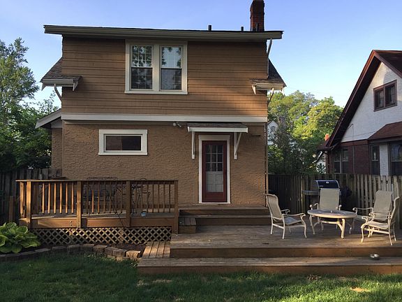 2nd image of 3340 Royal Pl