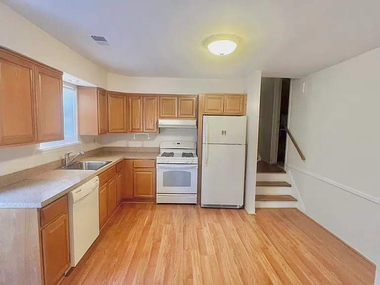 67 Bridgetown St #1 — Photo 8