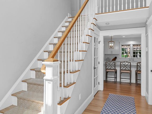 5th image of 8398 Scarlet Glen Ct