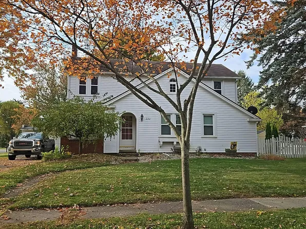 220 Russell St, Blissfield, MI 49228
