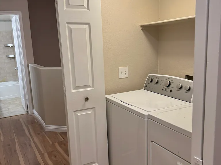 3711 Penedos Dr — Photo 9