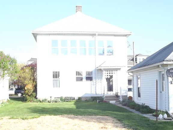 3rd image of 285 Broadway St
