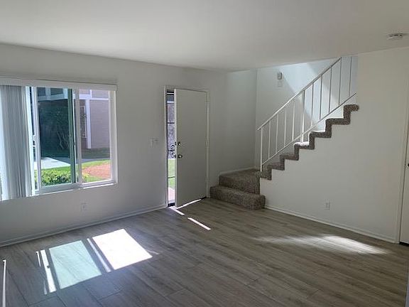 3rd image of 8419 Benjamin Dr