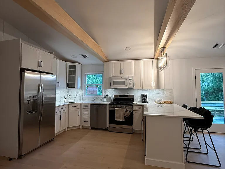 608 Montauk Hwy — Photo 7