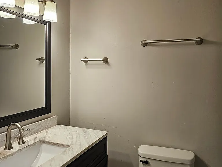 803 Haskins Dr — Photo 10