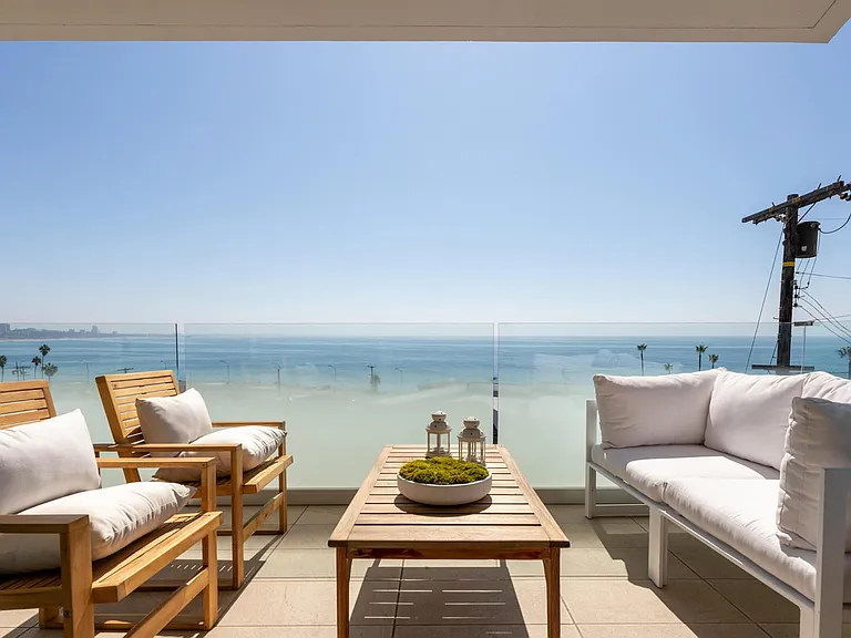 Sea View Villas — Photo 114