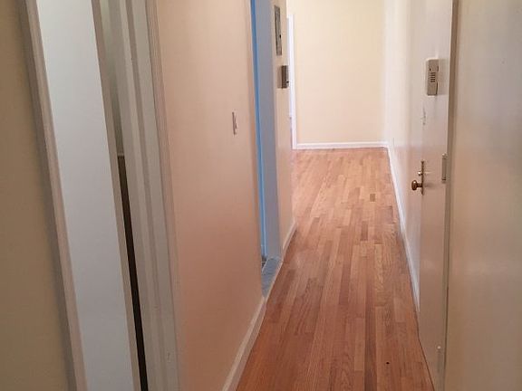 5th image of 2232 7th Ave APT 2