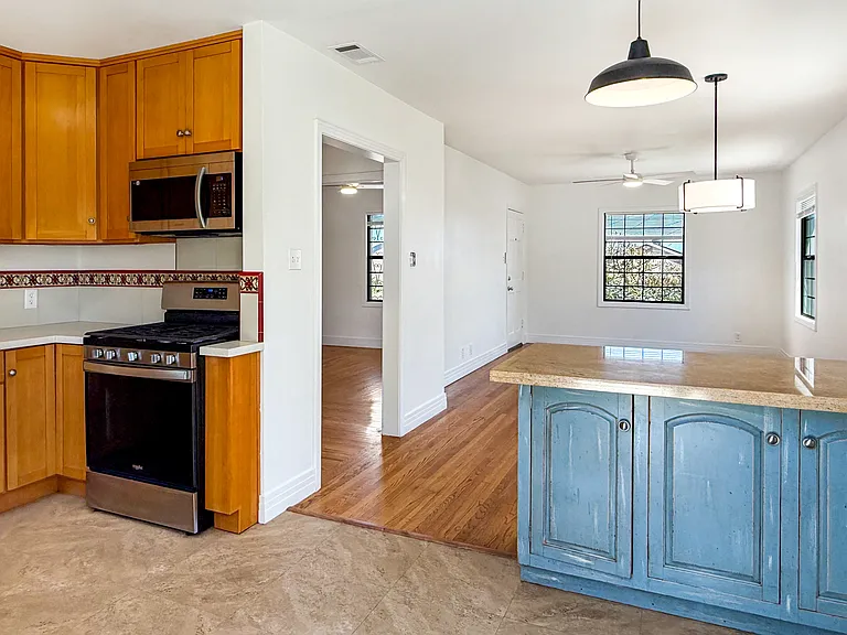 2507 S Patton Ave — Photo 10