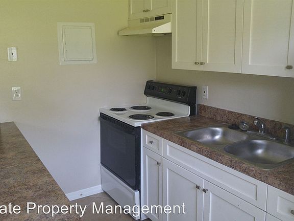 3rd image of 11600 Mendel Dr #11600