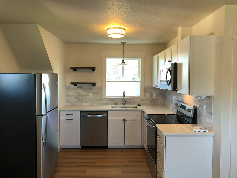 1001 NW 45th St #1003 — Photo 2
