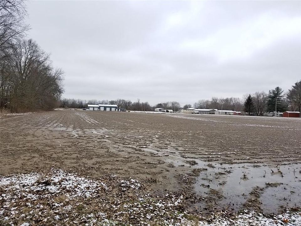 2nd image of E Walnut St
