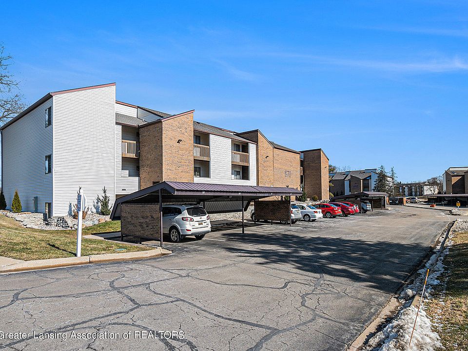 1st image of 1570 W Pond Dr APT 11