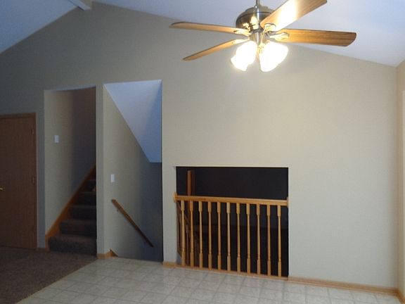 2nd image of 2809 Campbell St