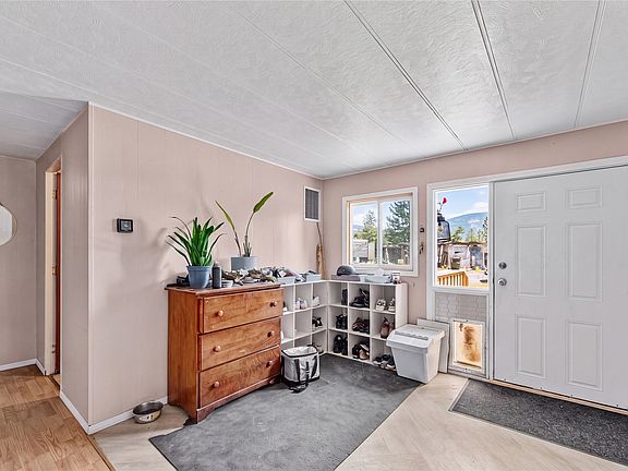 4th image of 2588 Kinvig St
