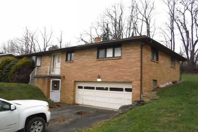 1st image of 155 Parkview Dr