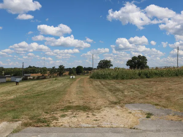 28-40 & 43 Magnolia Ave, Carlisle, KY 40311