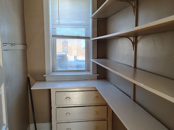 4th image of 3743 S Damen Ave #3R